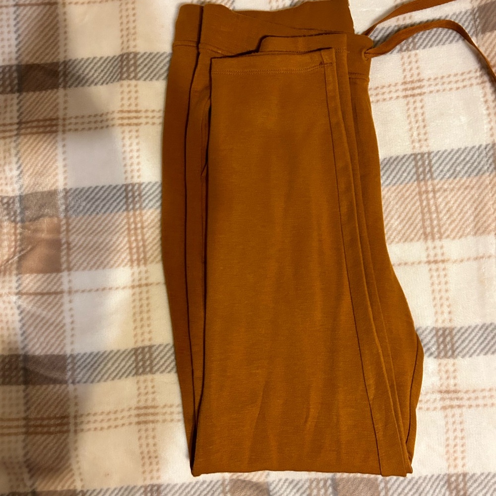 SOLD - Picture 3 of 4